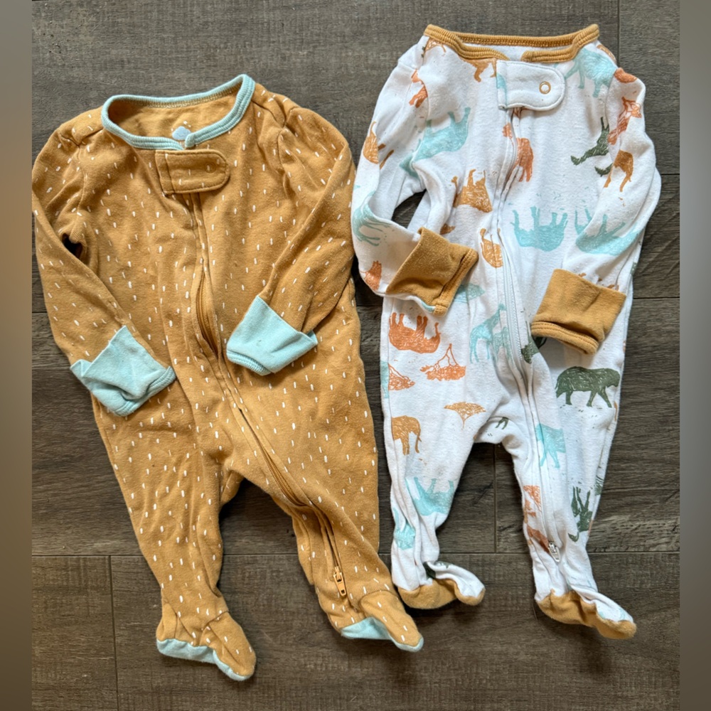 Cloud Island Mustard Baby Pajamas 🎈